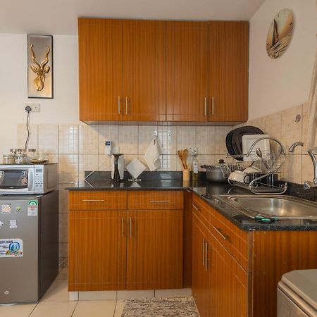 Furnished 1 Bedroom Apartment In Nairobi. 15 Mins To Cbd. Free Wi-Fi & Parking Екстер'єр фото