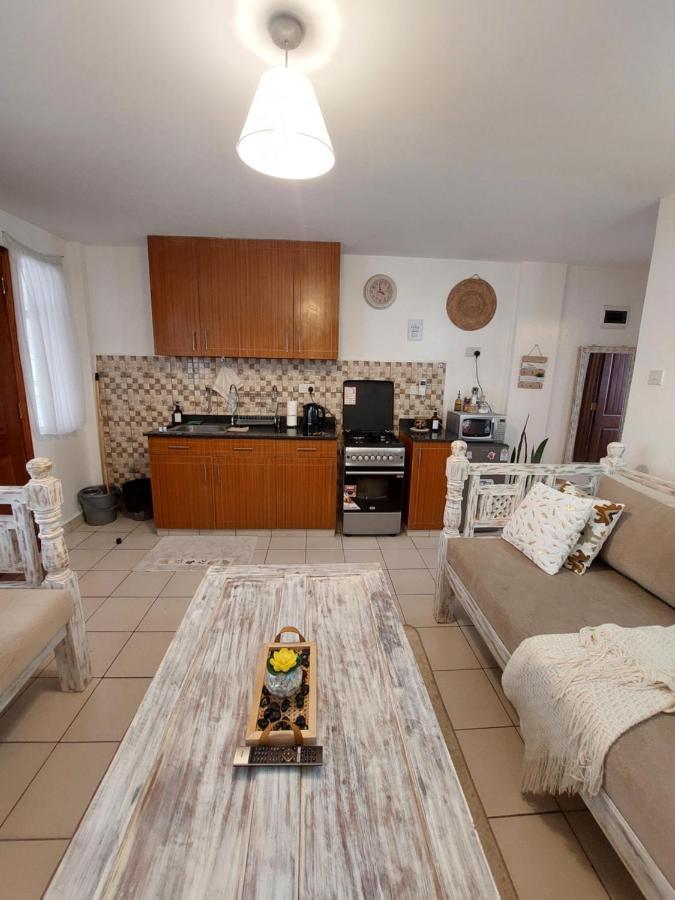 Furnished 1 Bedroom Apartment In Nairobi. 15 Mins To Cbd. Free Wi-Fi & Parking Екстер'єр фото