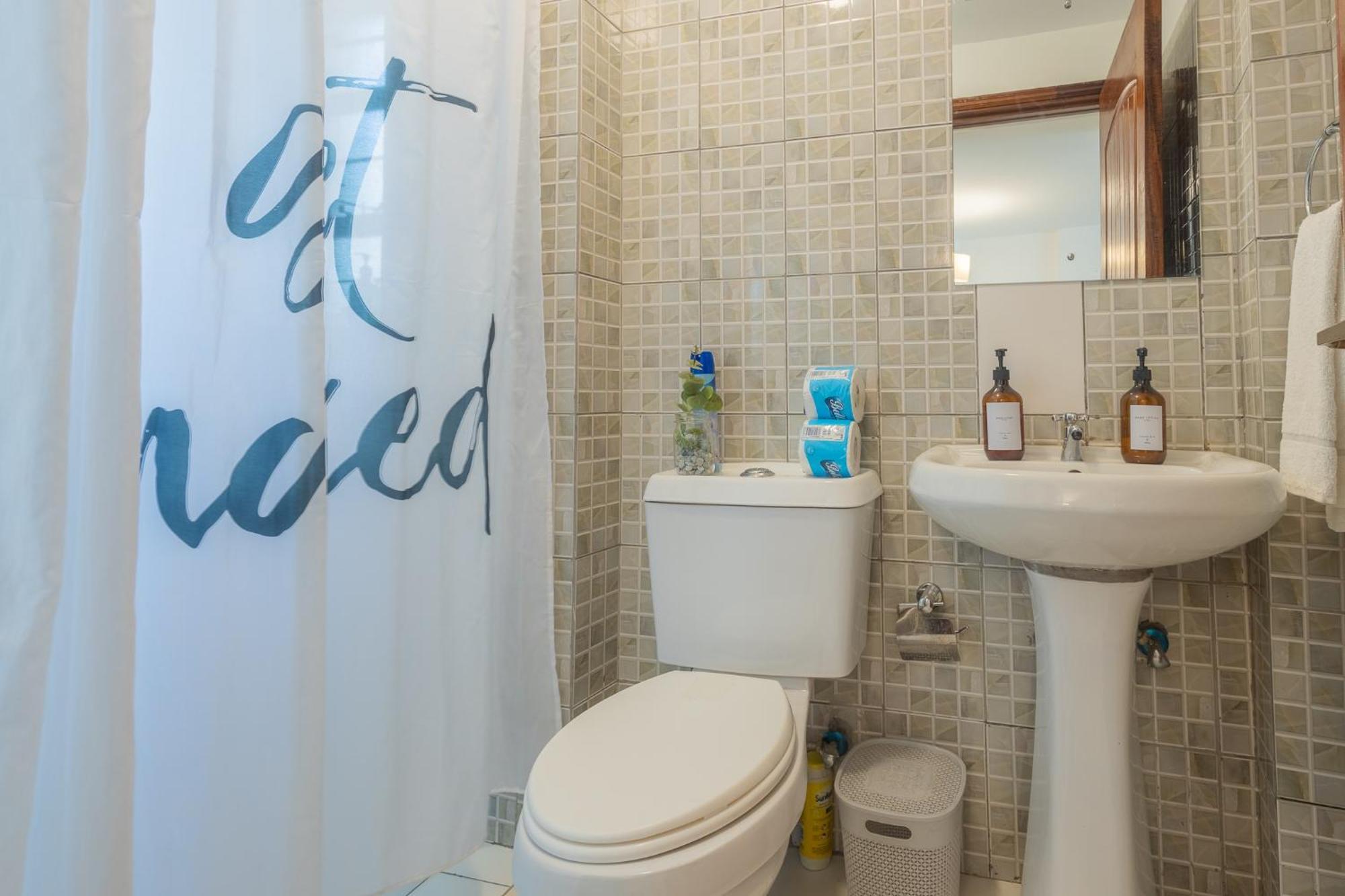 Furnished 1 Bedroom Apartment In Nairobi. 15 Mins To Cbd. Free Wi-Fi & Parking Екстер'єр фото